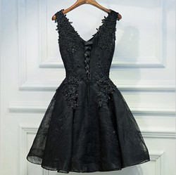 V-neck Beaded Elegance Appliqued Black Lace Homecoming Dresses