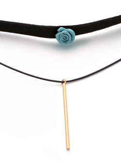 Bar And Flower Detail Layered Velvet Necklace