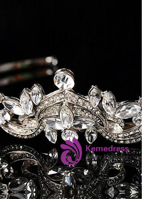 In Stock Shining Alloy Tiara With Rhinestones