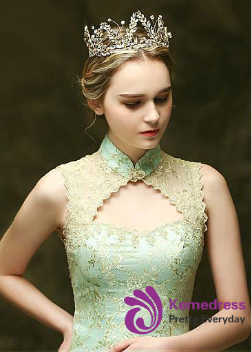 In Stock Delicate Alloy Wedding Tiara With Rhinestones