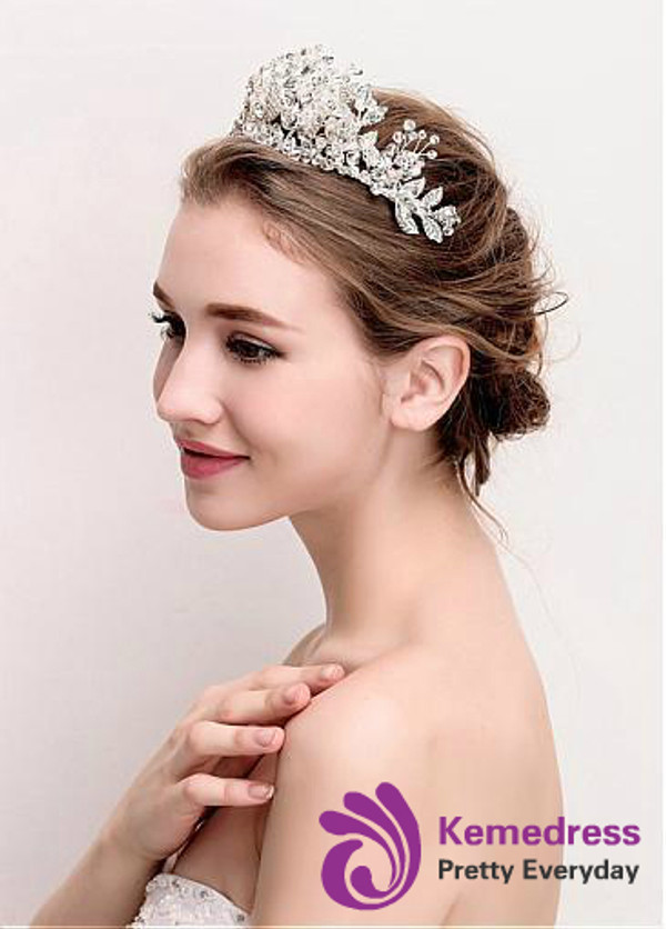 In Stock Chic Alloy Wedding Tiara With Rhinestones cheap
