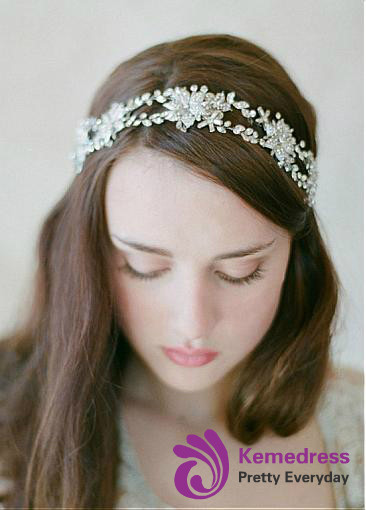 Beautiful Wedding Hair Jewelry With Rhinestones