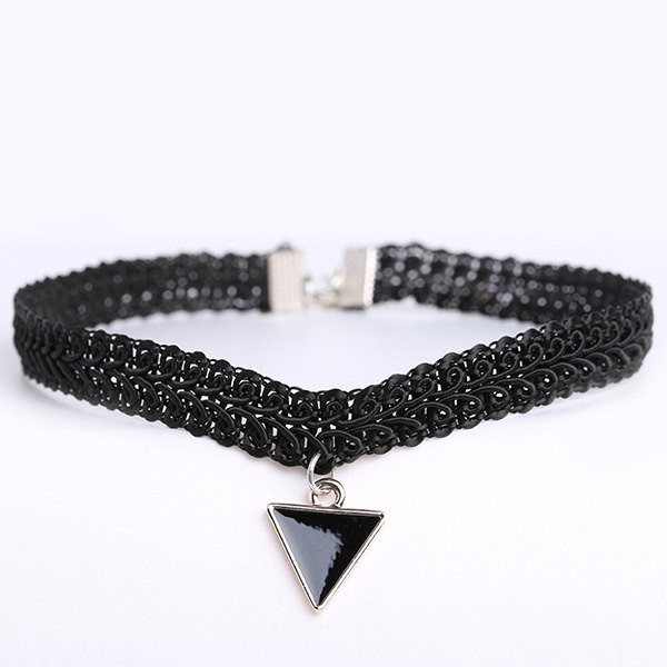 Cheap Vintage Triangle Statement Choker Necklace