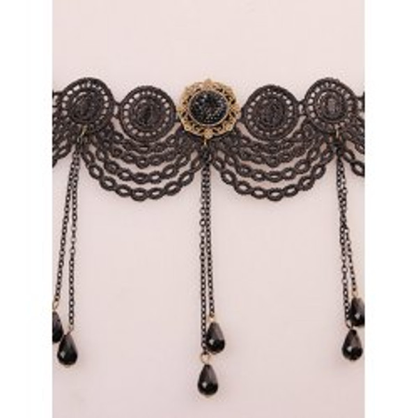 Black Fation Faux Crystal Geometric Heart Necklace