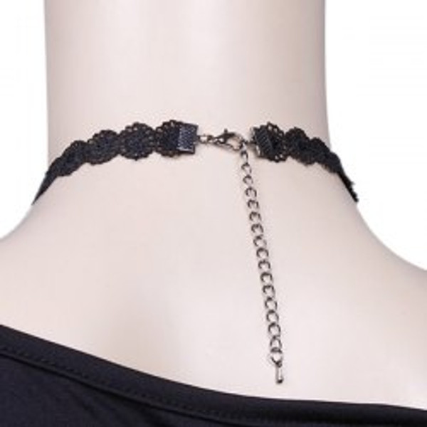 Cheap Vintage Floral Chains Pendant Choker For Women