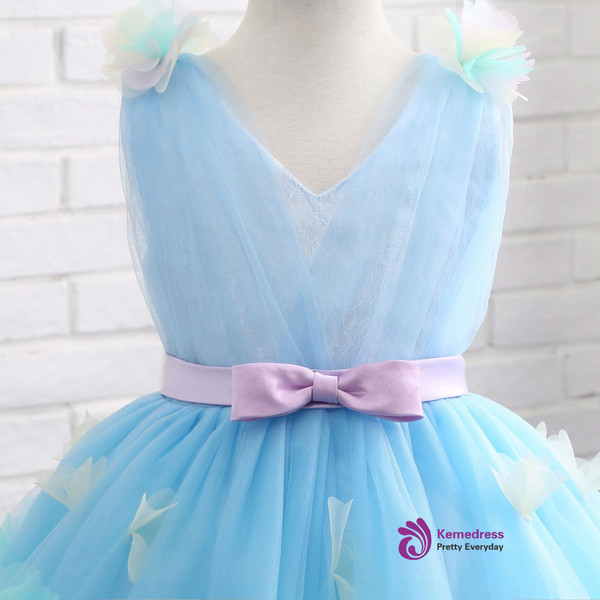 Fabulous Blue Flower Girls Dresses V-neck Ball Gown with Floral