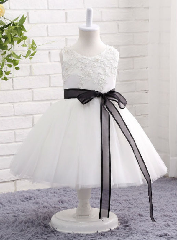 Modern White / Ivory Flower Girl Dress  2017 Lace Beading Ball Gown Kids Evening Gown
