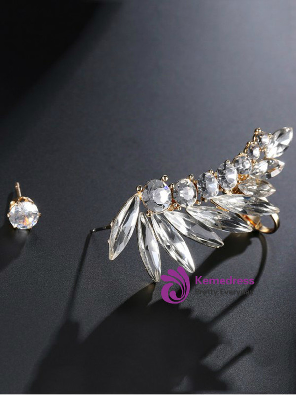 Noble Leaf Ear Cuff And Rhinestone Earring