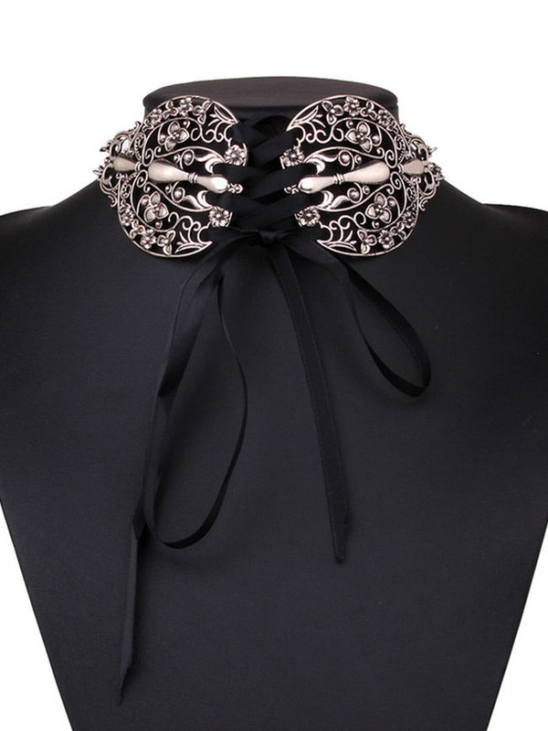 Cheap Vintage Hollow Out Lace-Up Choker Necklace