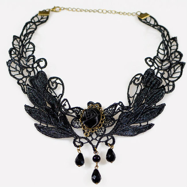 Cheap Wing Shape Lace Necklace
