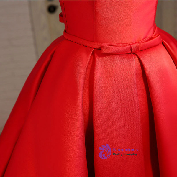 Graduation Dresses 2017 Red Satin Short Evening Dress With Ruched Skirt