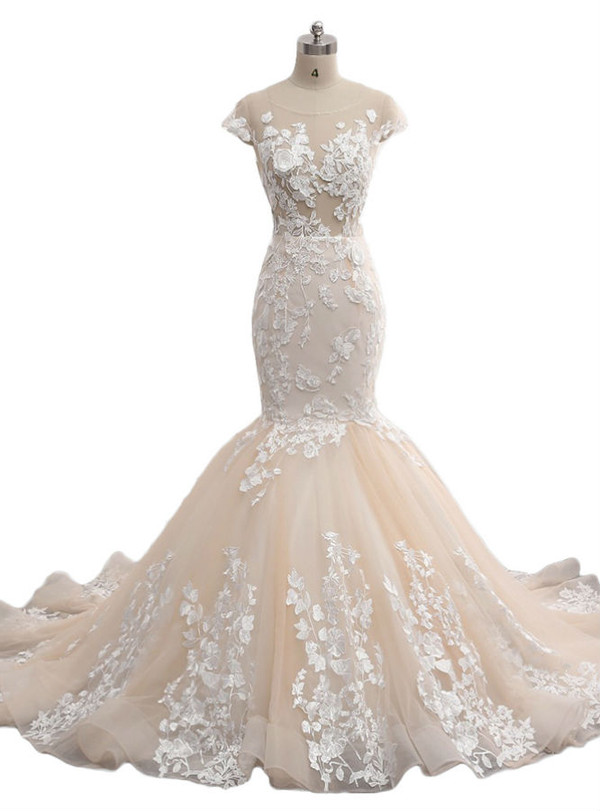 Open Back Embroidery Lace Appliques Wedding Bridal Gowns Cap Sleeves Wedding Dresses Beach