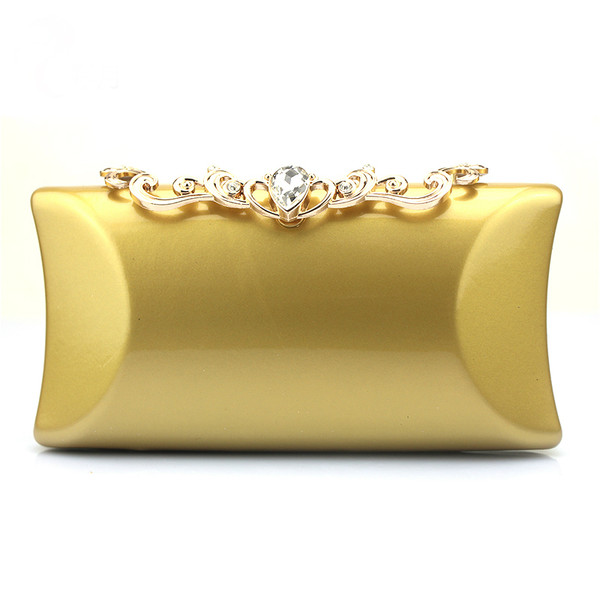 Classic hand holding Dinner Bag with fashion metal diamond