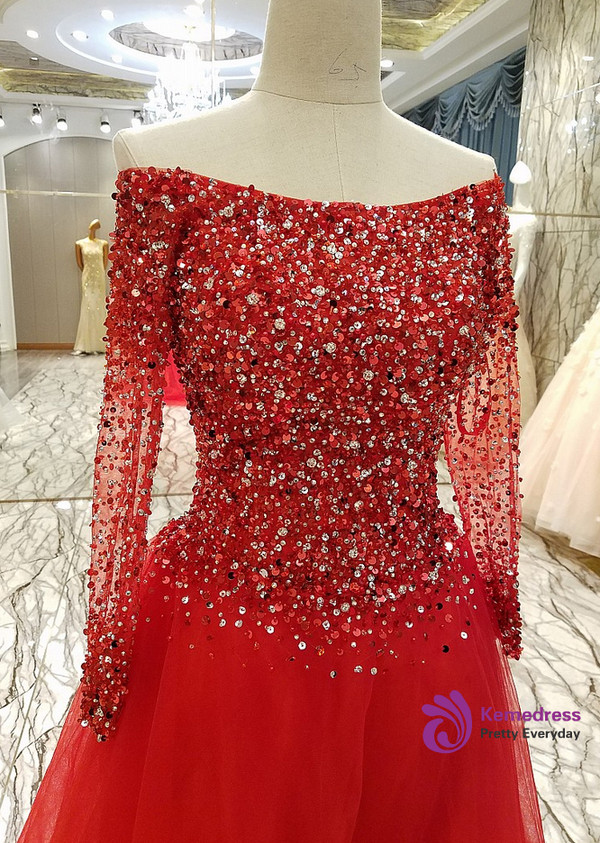 Red Crystal Beading Long Sleeved A-line Prom Party Gowns