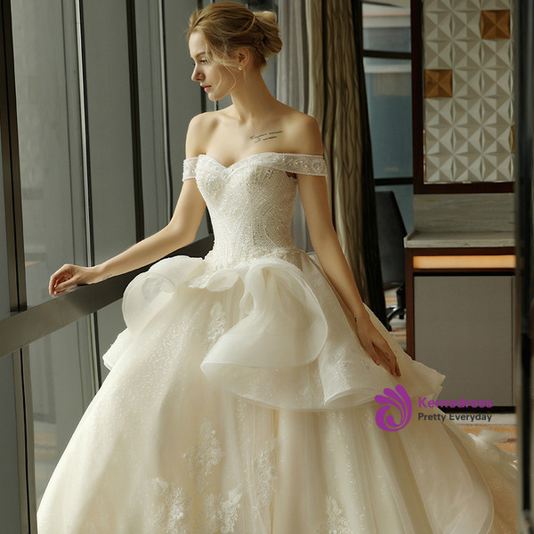 Luxury Off the Shoulder Tull Backless Haute Couture Wedding Dresses