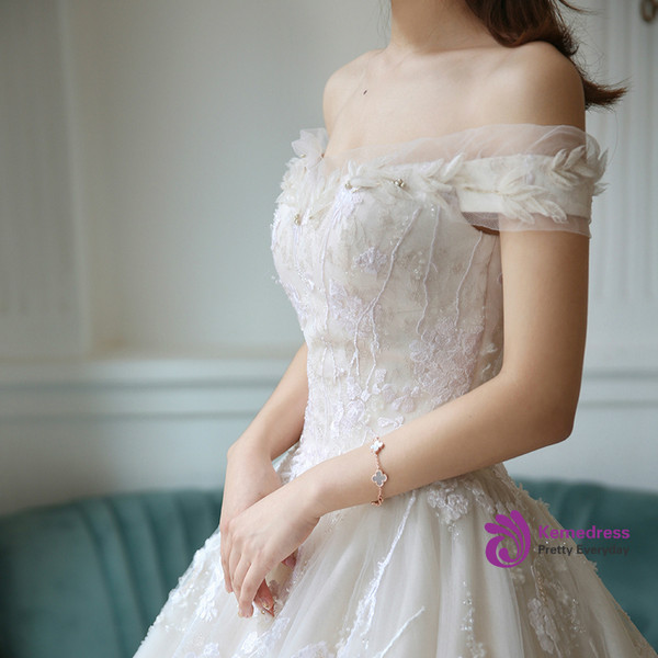 Luxury Off The Shoulder Tulle Lace Appliques Wedding Dress