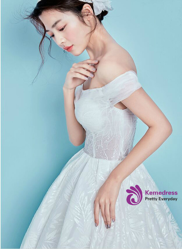 White Ball Gown Tulle Off The Shoulder Backless Wedding Dress