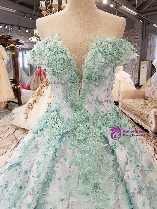 Luxury White Ball Gown Off The Shoulder V-neck Wedding Dress