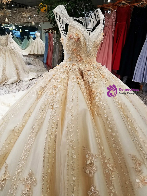 Luxury Ball Gown Champagne Backless Beading Flower Haute Couture Wedding Dresses