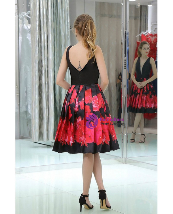 Black And Red Printed Short Satin Pleated Homecoming Dress