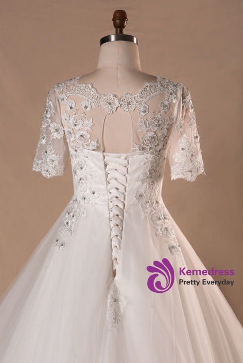 White Tulle Short Sleeve Backless V-neck Appliques Wedding Dress