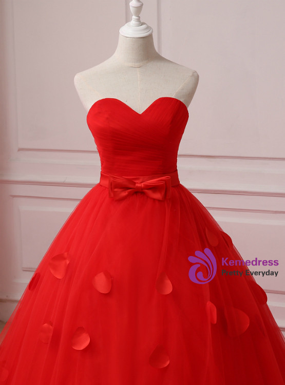 Red Flower Petals Ruched Sweetheart Sleeveless Wedding Dress