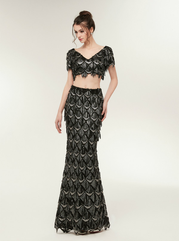Fashion Mermaid Black Two Piece V-neck Sequins Prom Dress