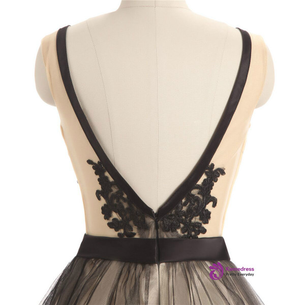 In Stock:Ship in 48 hours Champagne Tulle Backless Homecoming Dress