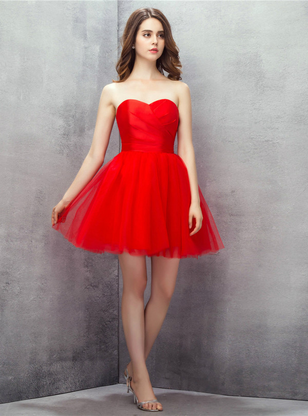 Red Sweetheart Tulle Short Mini Homecoming Dress