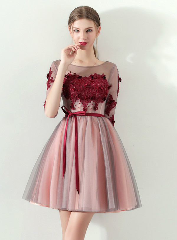In Stock:Ship in 48 hours Half Sleeve Tulle Appliques Homecoming Dress