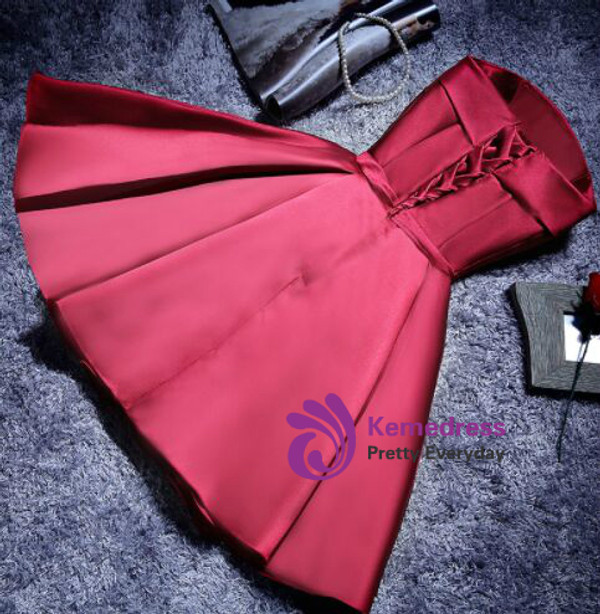 In Stock:Ship in 48 hours Strapless Burgundy Homecoming Dress