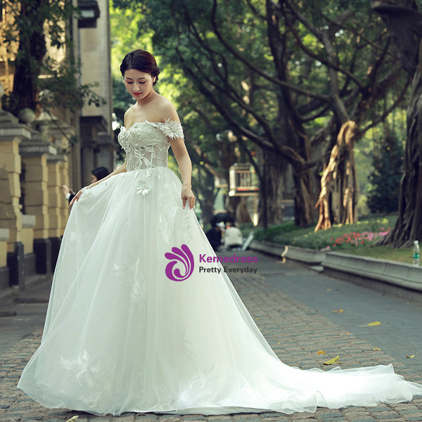 White Tulle Appliques Off The Shoulder Backless Wedding Dress