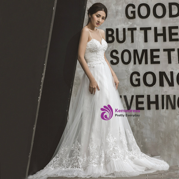 White Tulle Appliques Spaghetti Straps Backless Wedding Dress