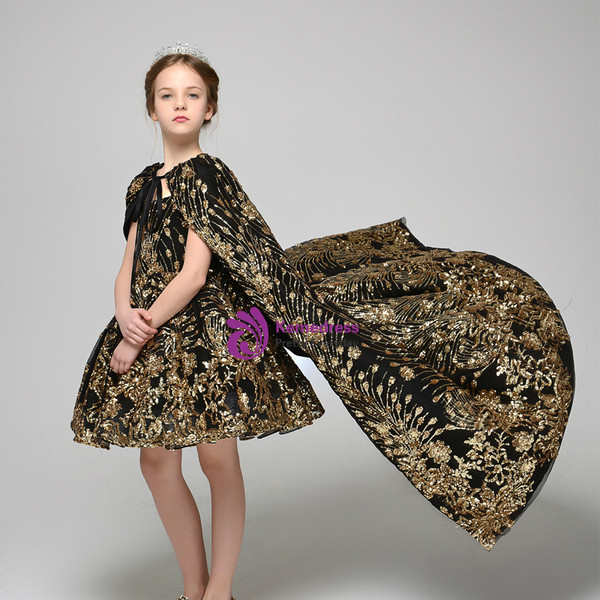 Black Two Piece Sequins Appliques Spaghetti Straps Short Flower Girl Dress