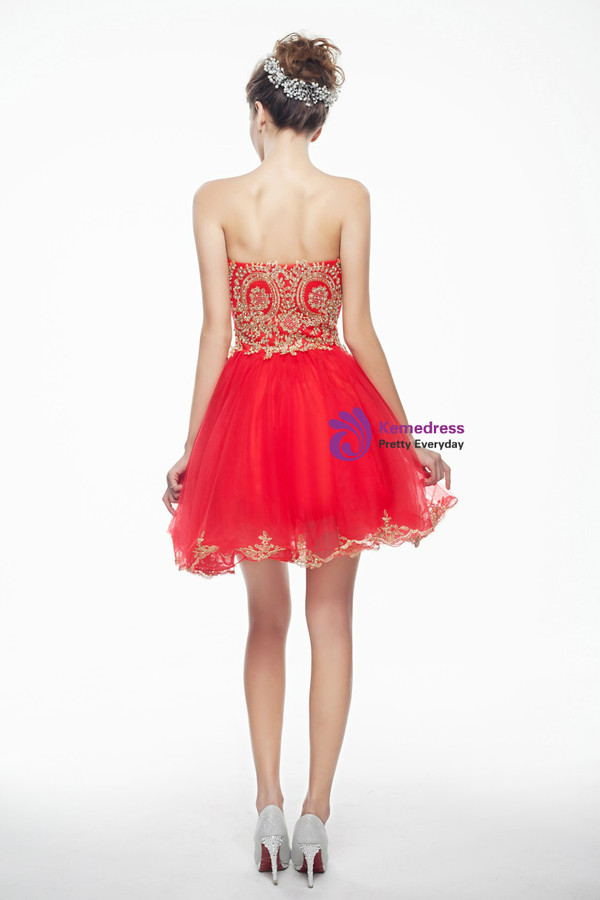 Red Tulle Sweetheart Neck Appliques Short Homecoming Dress