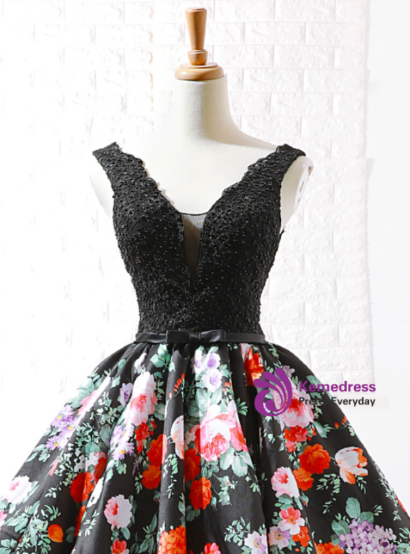 Black Print Satin Lace V-neck Backless Floor Length Wedding Dress