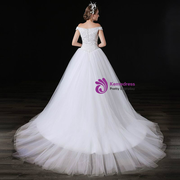 White Ball Gown Tulle Off The Shoulder Wedding Dress With Beading