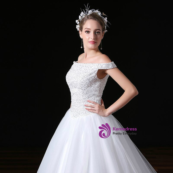 White Ball Gown Tulle Off The Shoulder Wedding Dress With Beading