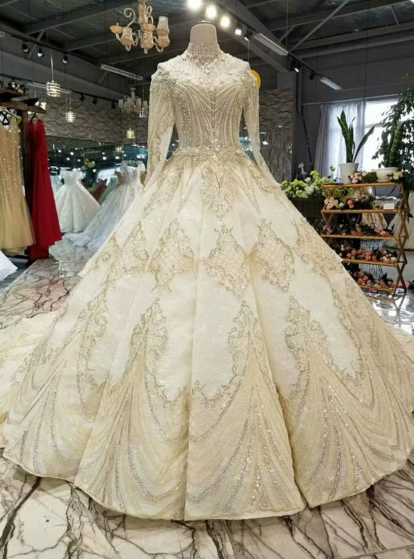 Champagne Ball Gown Off The Shoulder Long Sleeve Beading Appliques Weddign Dress