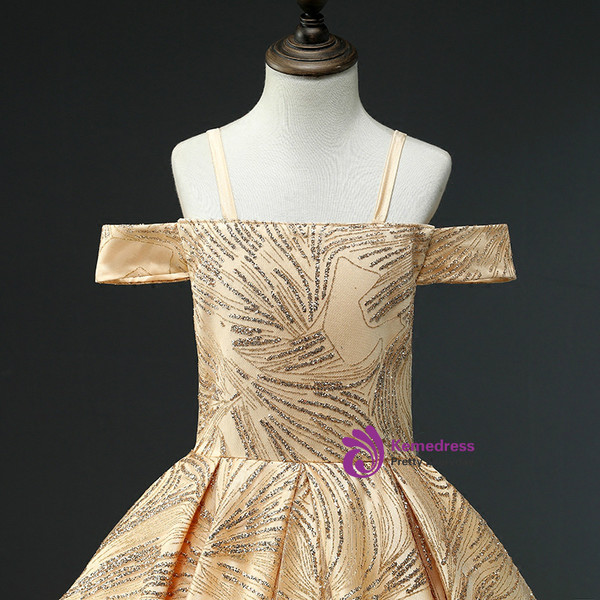 A-line Gold Tulle Sequins Off The Shoulder Flower Girl Dress