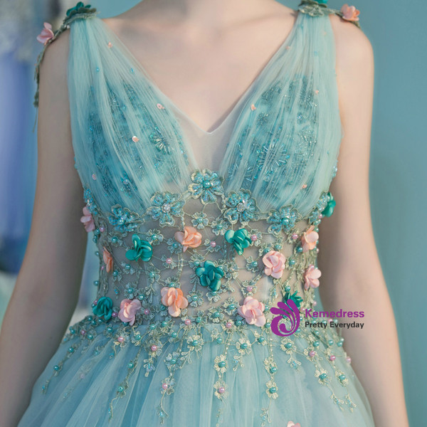 Light Blue Tulle V-neck Backless Appliques Quinceanera Dresses