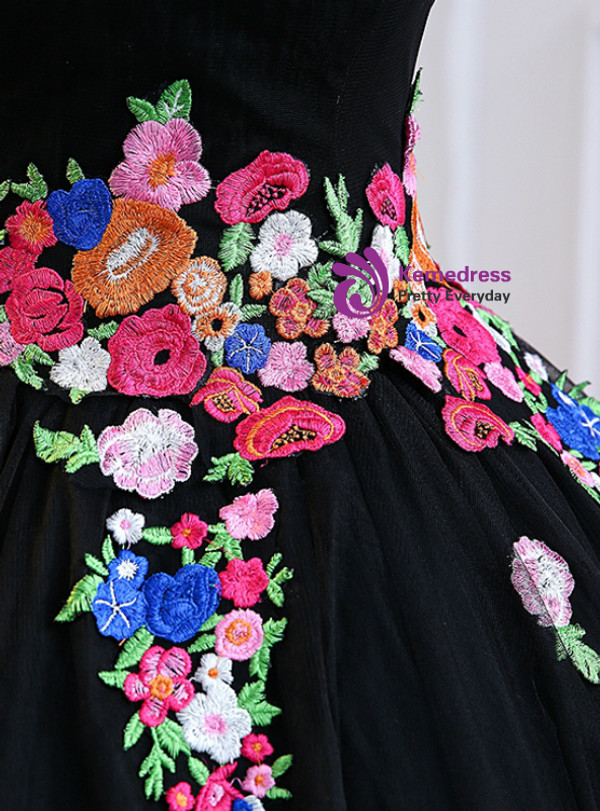 Black Ball Gown Tulle Bateau Backless Appliques Sweet 16 Dresses