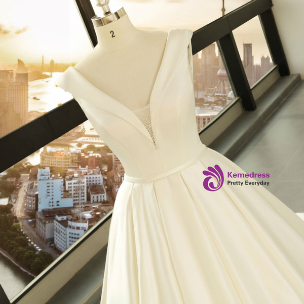 White Satin Ball Gown Deep V-neck Backless Wedding Dress
