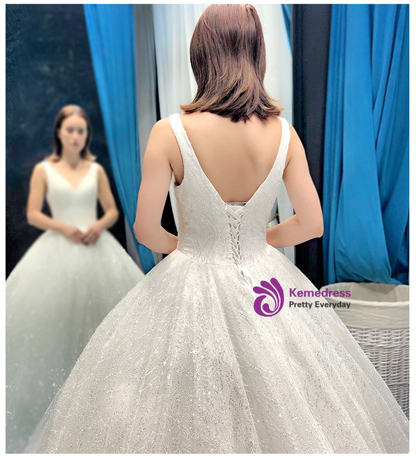 White Ball Gown Tulle Sequins Deep V-neck Backless Wedding Dress