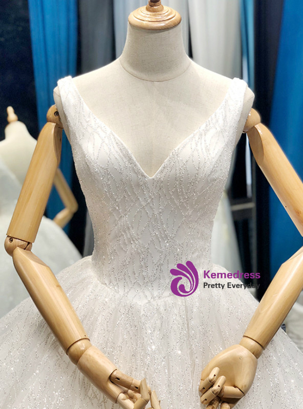 White Ball Gown Tulle Sequins Deep V-neck Backless Wedding Dress