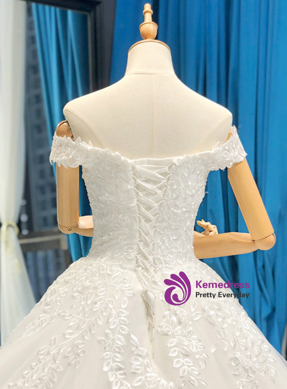 White Ball Gown Tulle Appliques Off The Shoulder Wedding Dress With Train