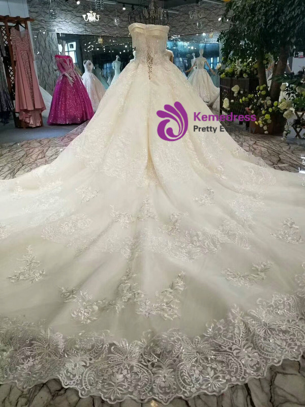 Light Champagne Tulle Lace Appliques Off The Shoulder Beading Wedding Dress With Beading