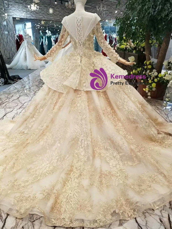 Champagne Ball Gown Appliques Long Sleeve Weddign Dress With Beading