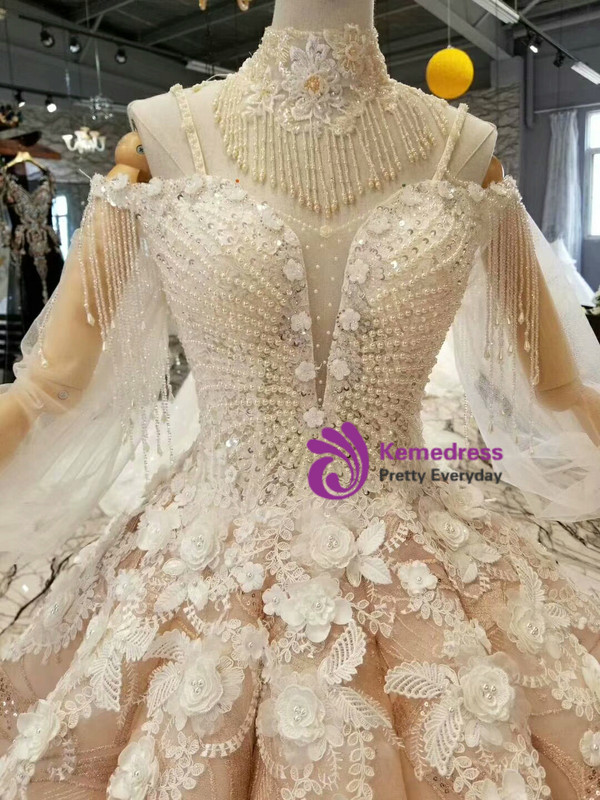 Champagne Ball Gown Sequins Spaghetti Straps Appliques Wedding Dress With Pearls