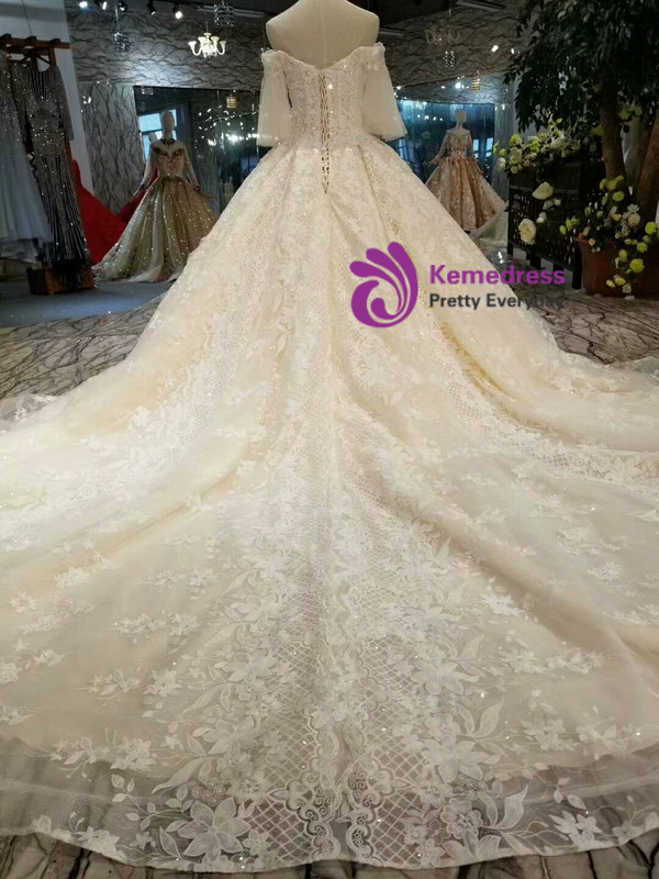 Champagne Tulle Lace Appliques Off The Shoulder Short Sleeve Wedding Dress